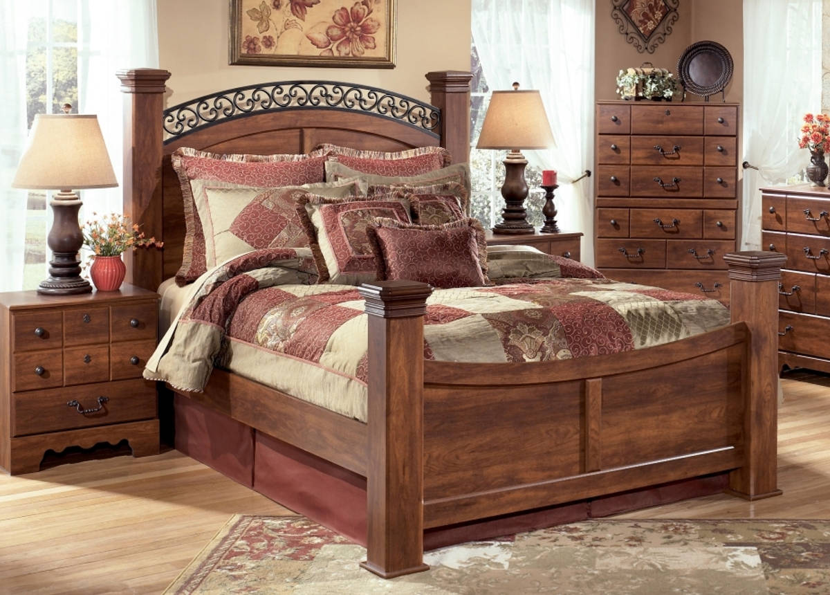 Ashley Furniture Timberline 2pc Bedroom Set With Queen